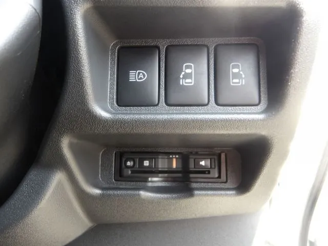 トヨタ　ハイエースバン　２ＷＤ