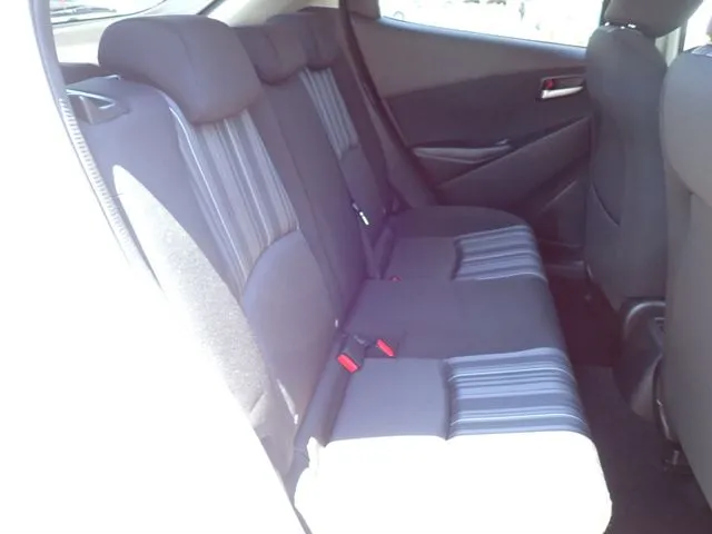 ＭＡＺＤＡ２（マツダ）の車両写真