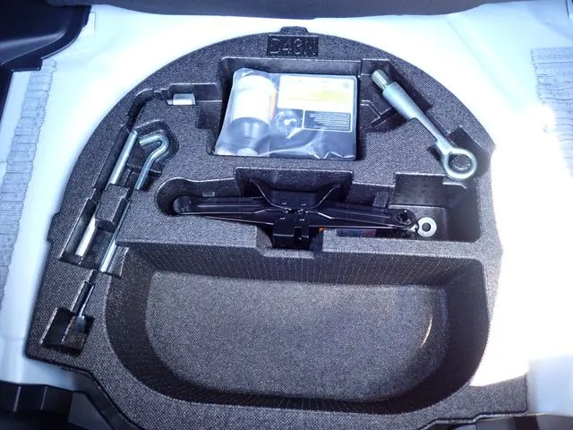 ＭＡＺＤＡ２（マツダ）の車両写真