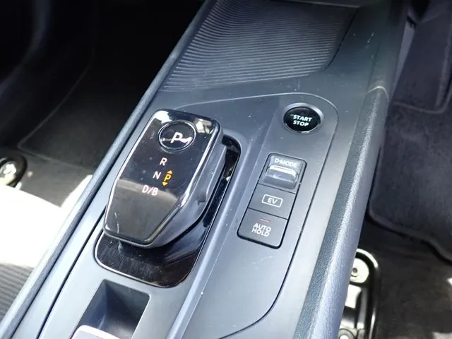 ニッサン　ノート