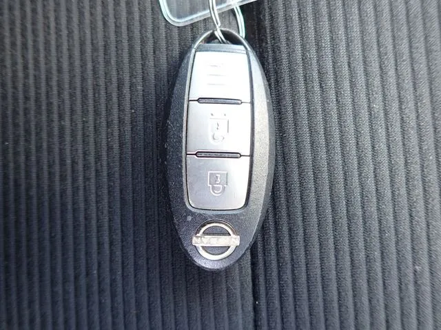 ニッサン　ノート