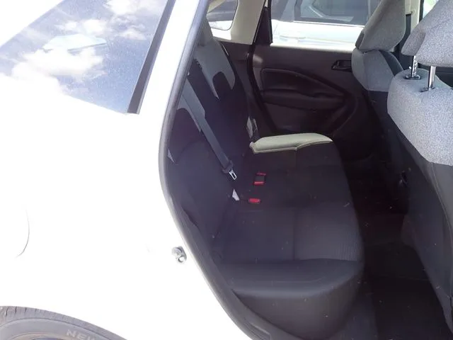 ニッサン　ノート