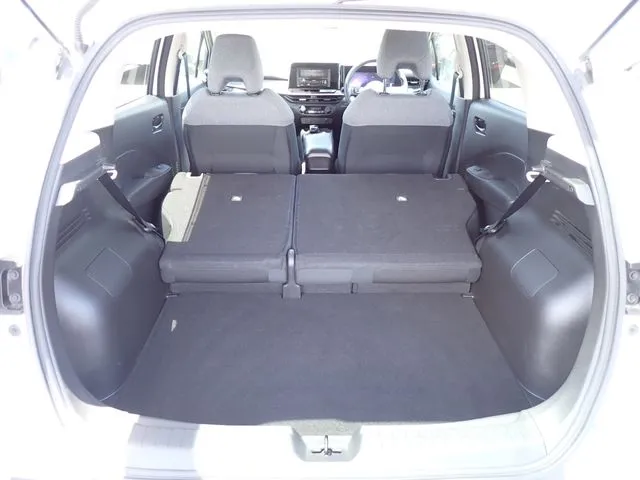 ニッサン　ノート