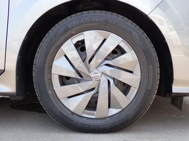 ノート（ニッサン）の車両写真