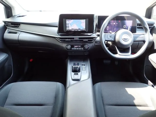 ノート（ニッサン）の車両写真