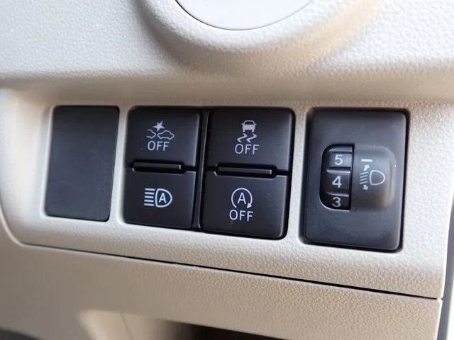 ダイハツ　ムーヴ