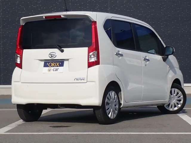 ダイハツ　ムーヴ