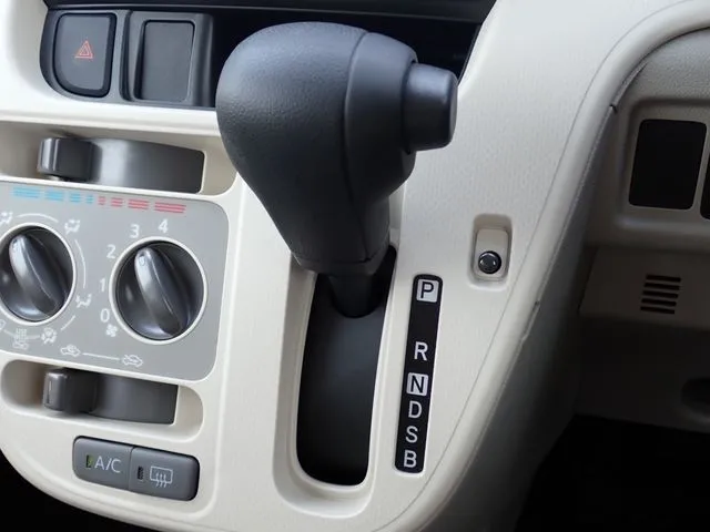 ダイハツ　ムーヴ