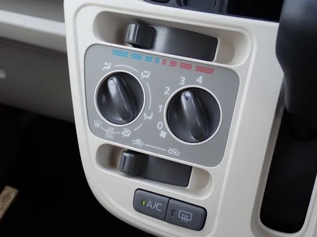 ダイハツ　ムーヴ