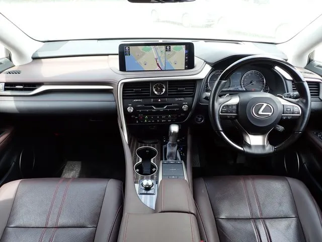 レクサス RX450h 2WD(トヨタ)の車両写真