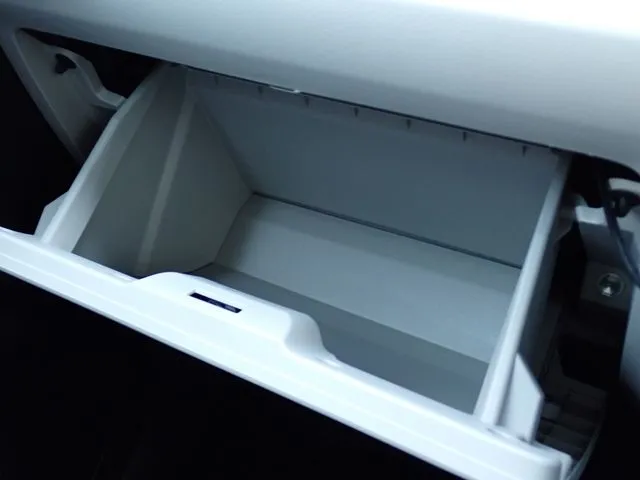 ダイハツ　ミラ　イース