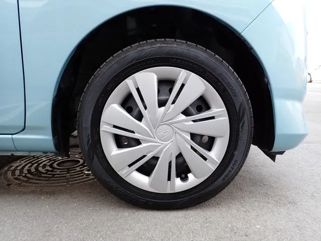 ダイハツ　ミラ　イース