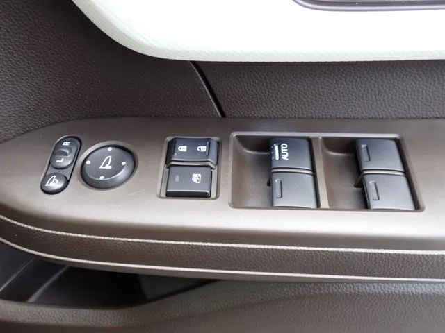 Ｎ　ＢＯＸ（ホンダ）の車両写真