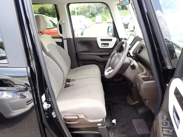 Ｎ　ＢＯＸ（ホンダ）の車両写真