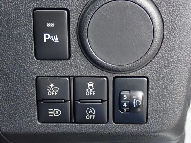 ダイハツ　ミラ　イース