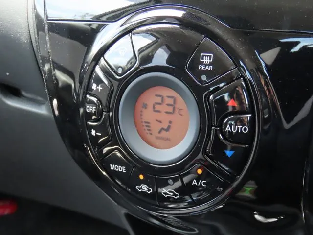 ノート（ニッサン）の車両写真