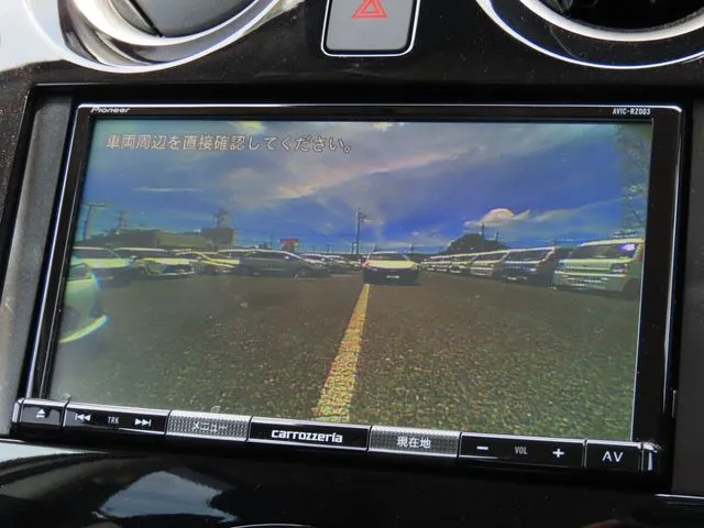 ノート（ニッサン）の車両写真