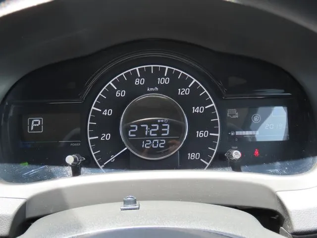 ノート（ニッサン）の車両写真