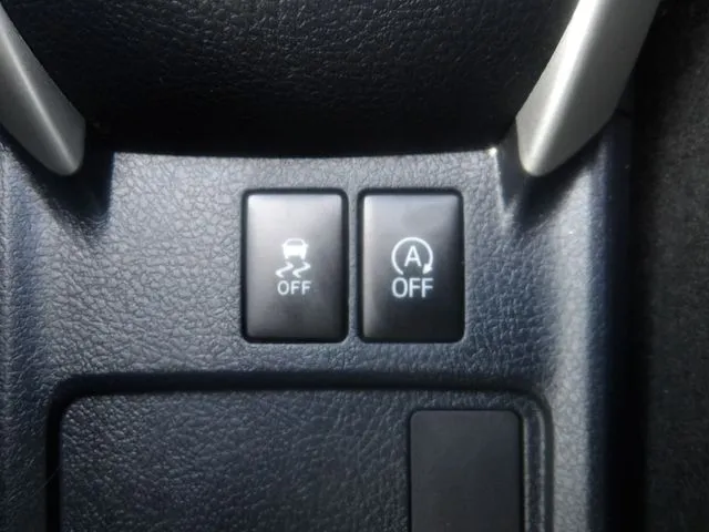 カローラフィールダー（トヨタ）の車両写真