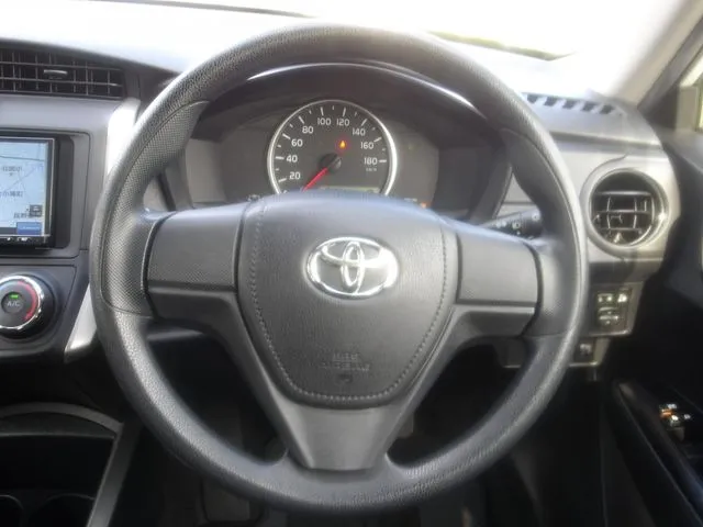 カローラフィールダー（トヨタ）の車両写真