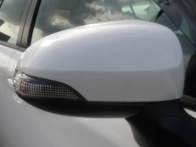 カローラフィールダー（トヨタ）の車両写真