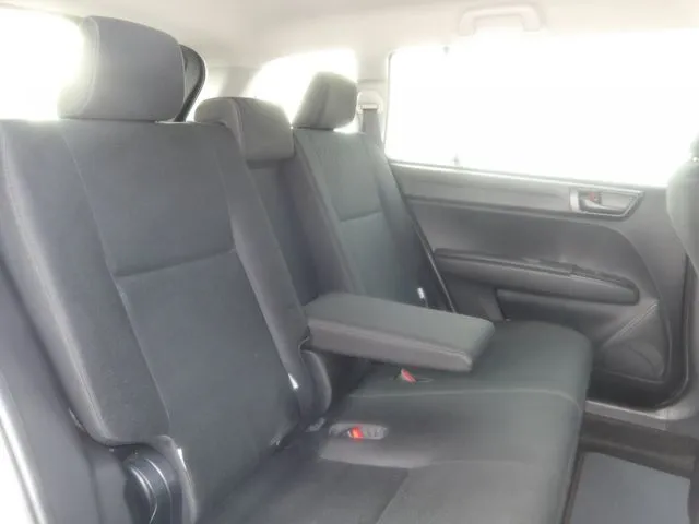 カローラフィールダー（トヨタ）の車両写真