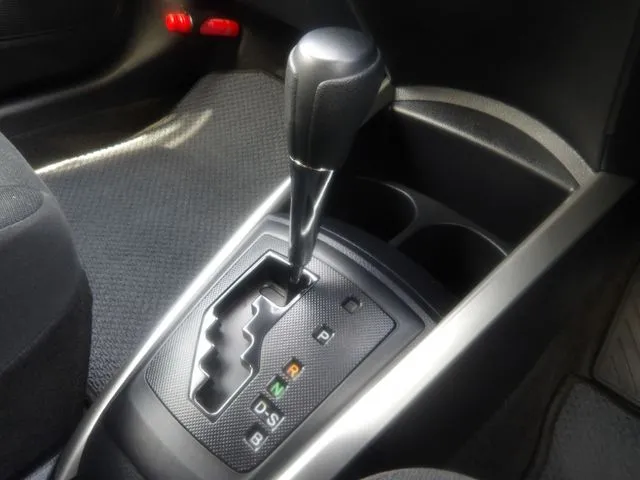 カローラフィールダー（トヨタ）の車両写真