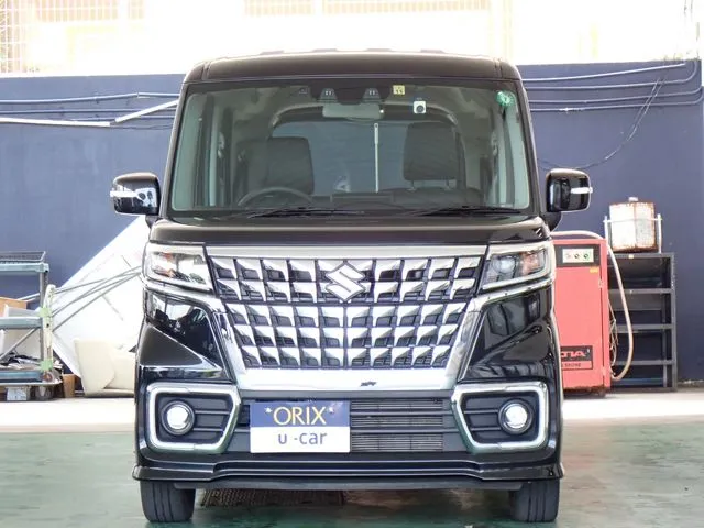 スペーシア　カスタム（スズキ）の車両写真