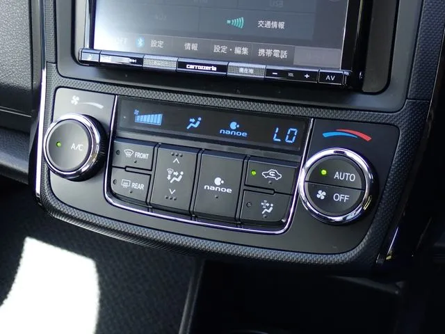 トヨタ カローラアクシオ ハイブリッド