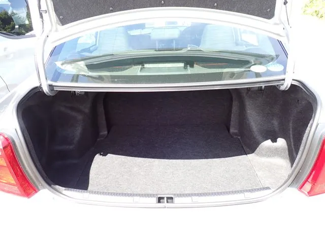 トヨタ カローラアクシオ ハイブリッド