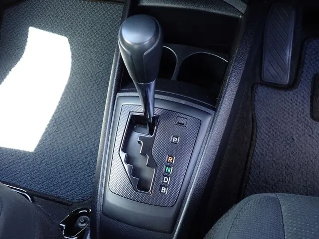 トヨタ カローラアクシオ ハイブリッド