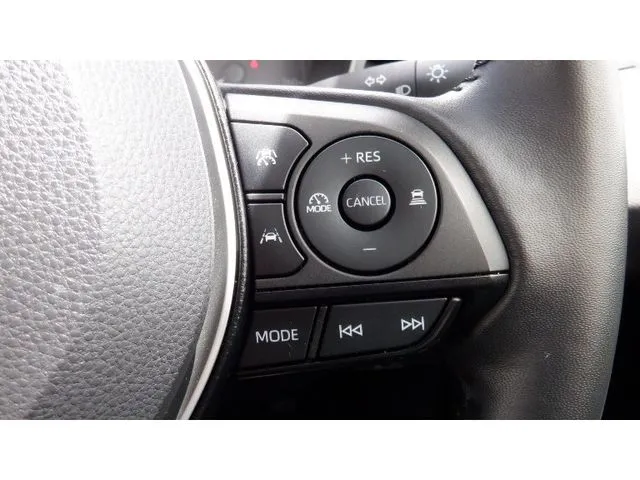 トヨタ　カローラ　ツーリング　ハイブリッド