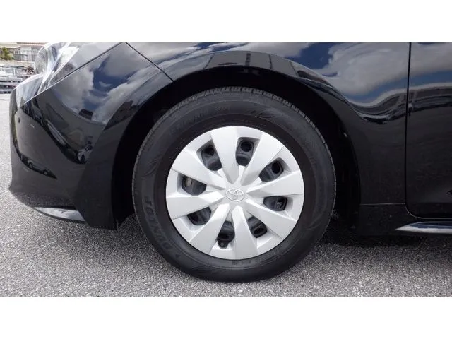 トヨタ　カローラ　ツーリング　ハイブリッド