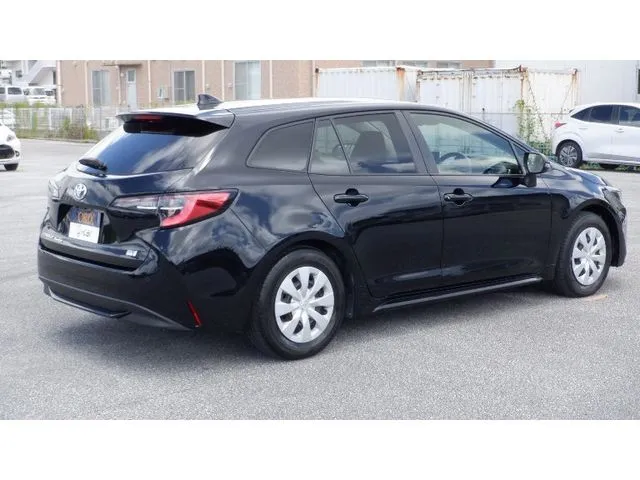 トヨタ　カローラ　ツーリング　ハイブリッド