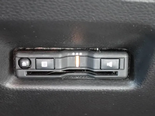 フィット　ｅ：ＨＥＶ（ホンダ）の車両写真