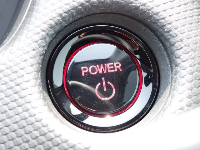 フィット　ｅ：ＨＥＶ（ホンダ）の車両写真