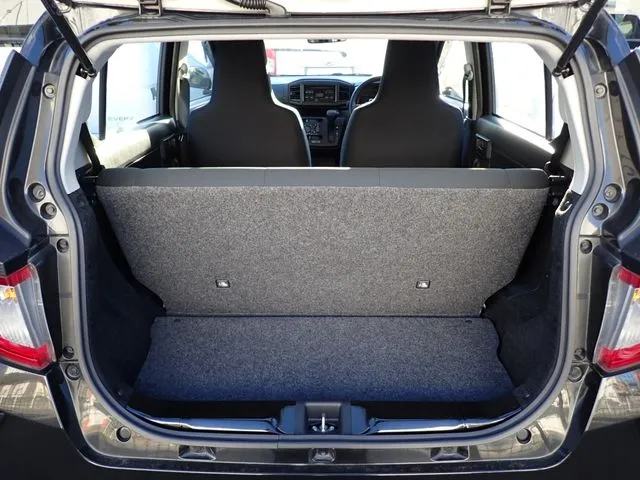 ミラ　イース（ダイハツ）の車両写真