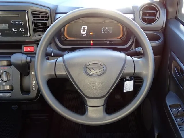 ミラ　イース（ダイハツ）の車両写真