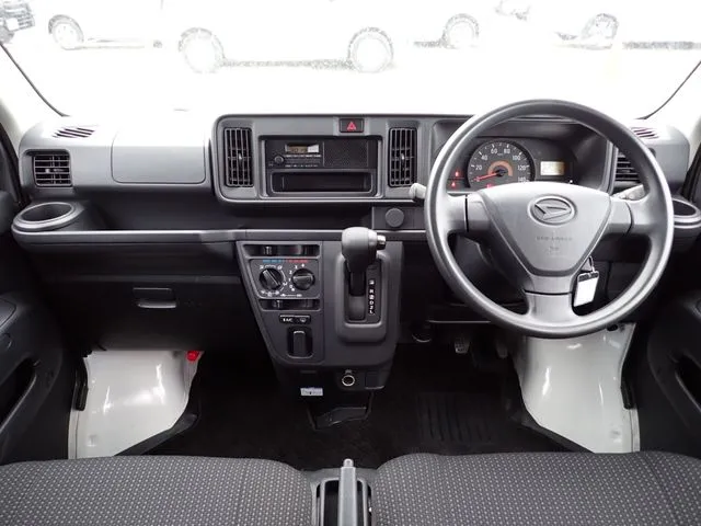 ダイハツ ハイゼットカーゴ