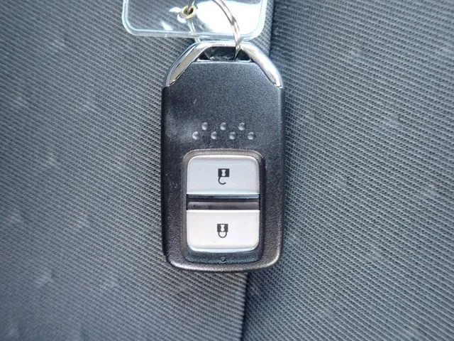 ホンダ　フィット　ｅ：ＨＥＶ