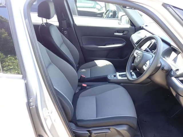 ホンダ　フィット　ｅ：ＨＥＶ