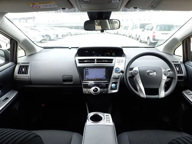 メビウス（ダイハツ）の車両写真