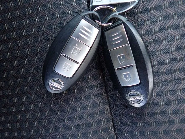 ニッサン　ノート