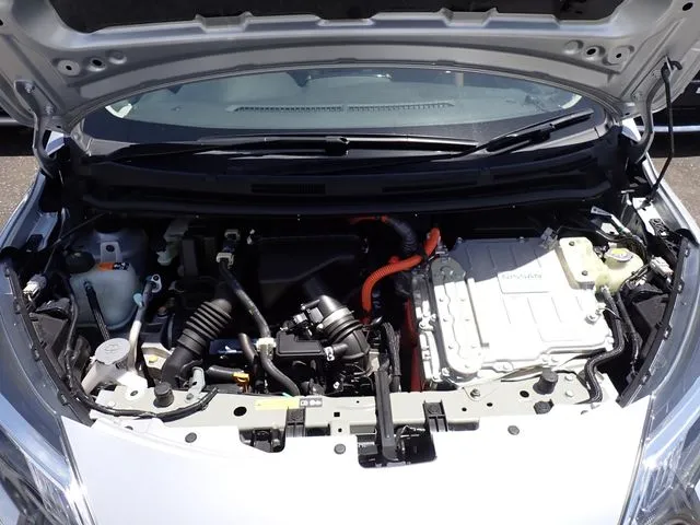 ニッサン　ノート