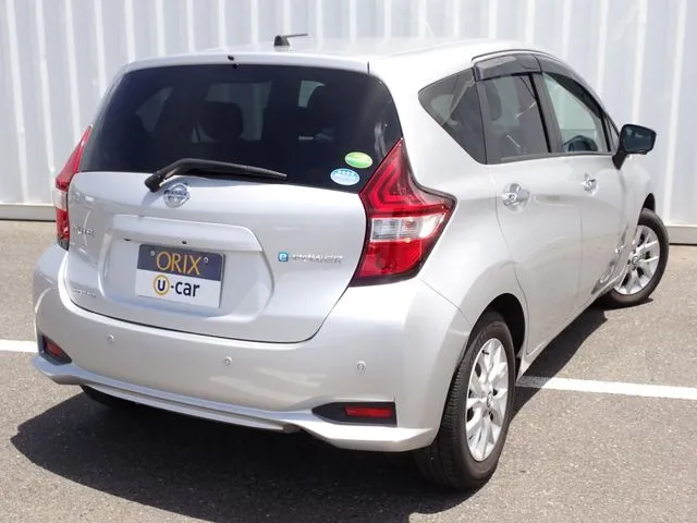 ニッサン　ノート