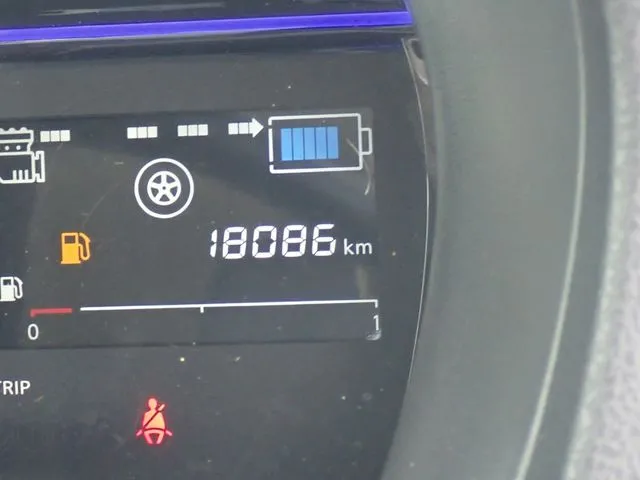 ニッサン　ノート