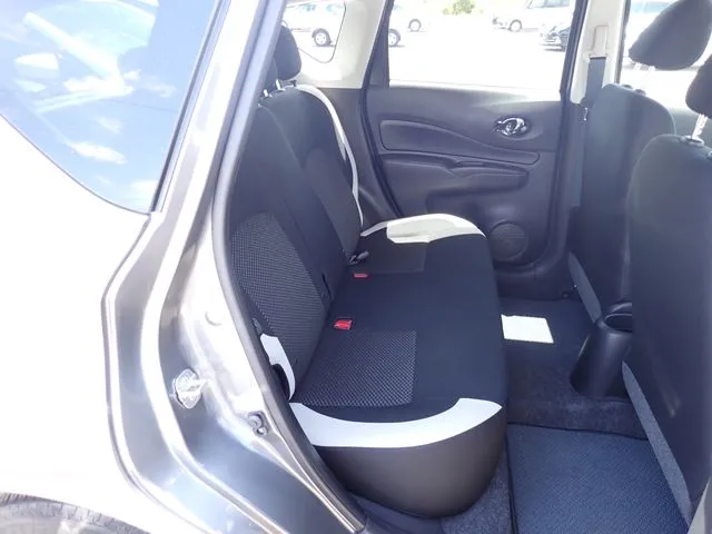 ニッサン　ノート