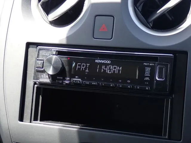 ニッサン　ノート