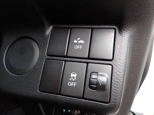 アルトバン（スズキ）の車両写真