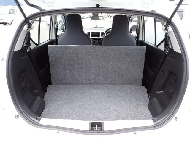 アルトバン（スズキ）の車両写真